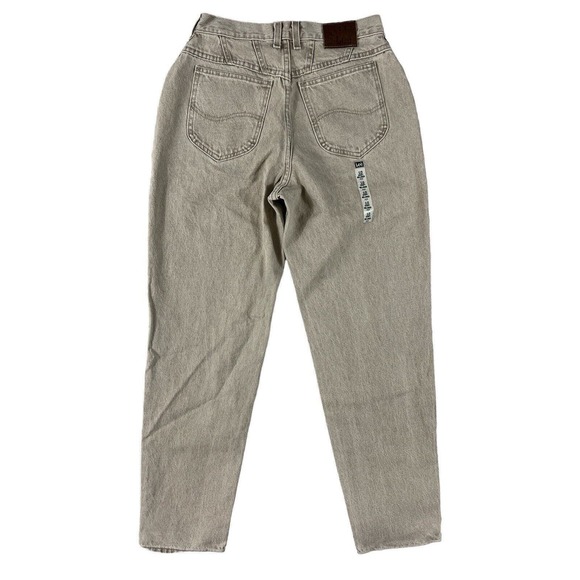 New Riveted Lee Women Short Relaxed Fit Beige Jeans Sz 10 - Picture 4 of 5